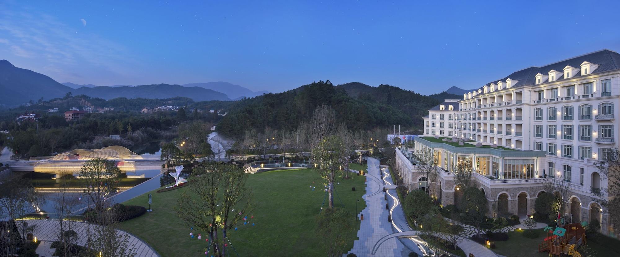Hilton Garden Inn Hangzhou Lu'Niao Anji Extérieur photo